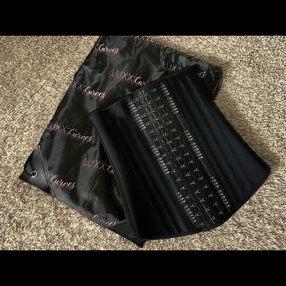 Luxx Curves Waist Trainer - 3XS Medium Torso - 11.5″ New 2022 Flexi-Steel Design